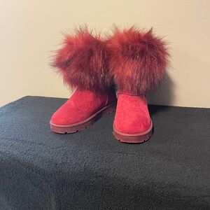 Red Fur-Trimmed Boots